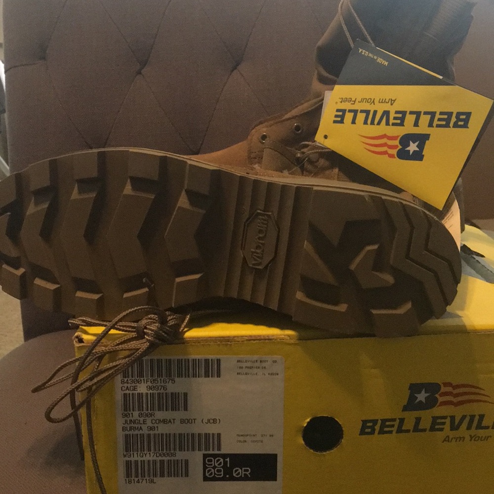 Belleville Jungle Combat Boots Size 9R, brand new